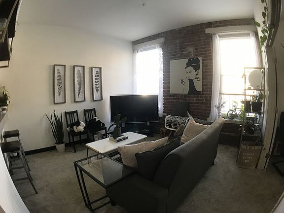 2nd image of 2006 E Franklin St APT 4