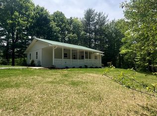 1616 Abe Cove Rd, Hiawassee, GA 30546