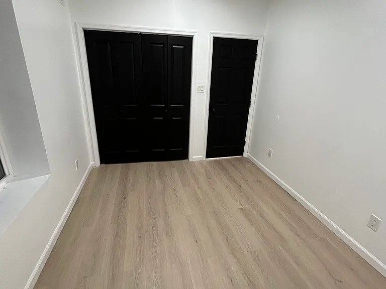 2030 E Tioga St #1 — Photo 6