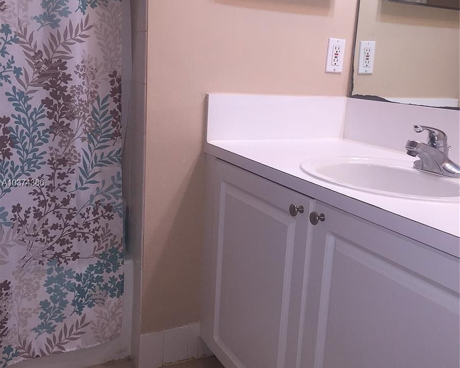 1st image of 12148 Saint Andrews Pl APT 305