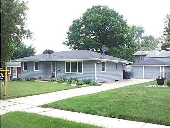 2nd image of 2823 Richmond Ave
