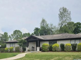 2407 13th St SE, Decatur, AL 35601