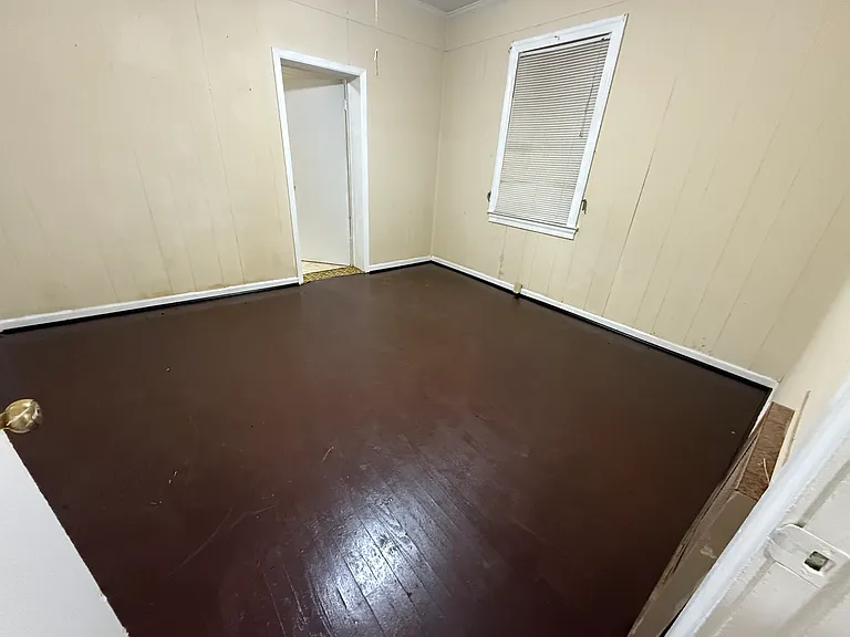 716 N Church St — Photo 15