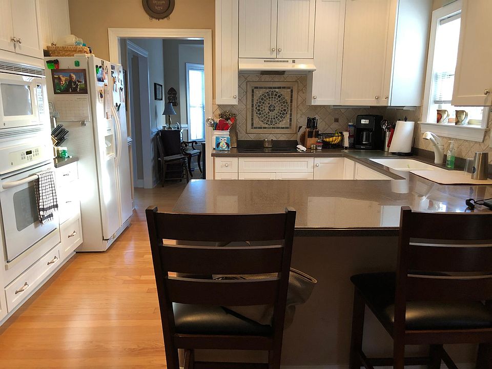 1st image of 1104 Cresthill Ct