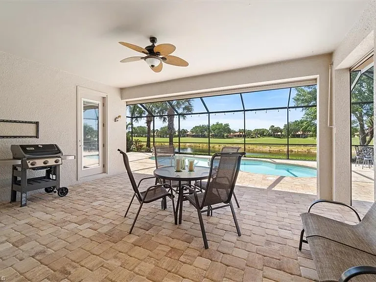 6140 Victory Dr — Photo 30