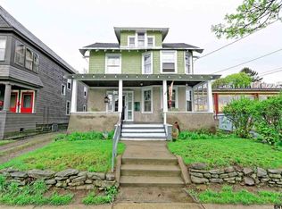 1037 Baker Ave, Schenectady, NY 12309