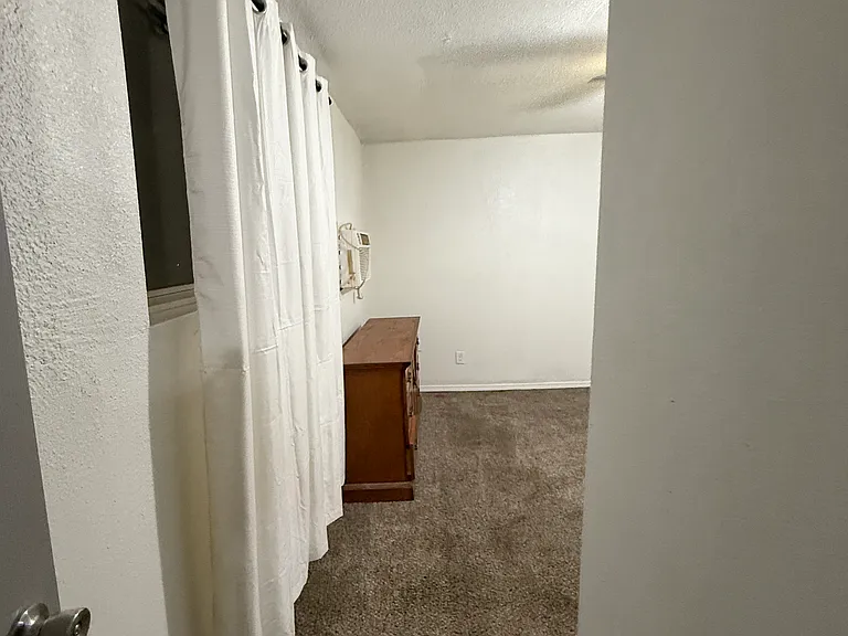 801 S 64th West Ave — Photo 8