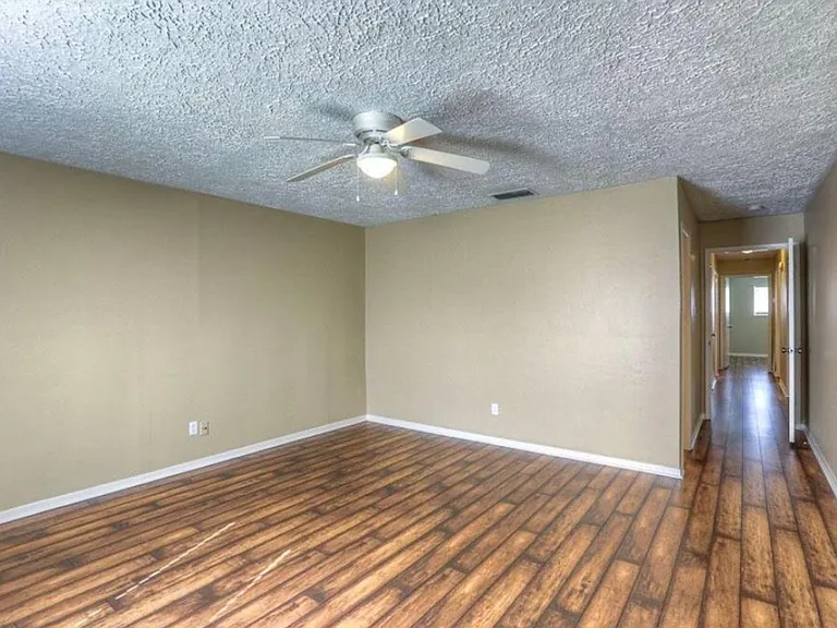 21430 Park Brook Dr — Photo 11