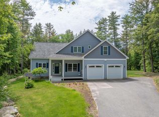 33 Beaverside Dr, Center Harbor, NH 03226