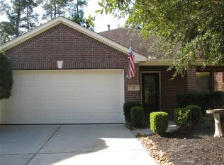 11 Ebony Oaks Dr, Spring, TX 77382