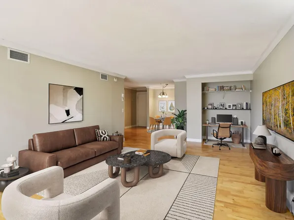 2800 W 44th St Unit 108, Minneapolis, MN 55410