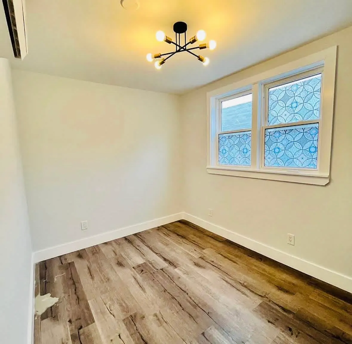 4 bed, $3,200 — Photo 4