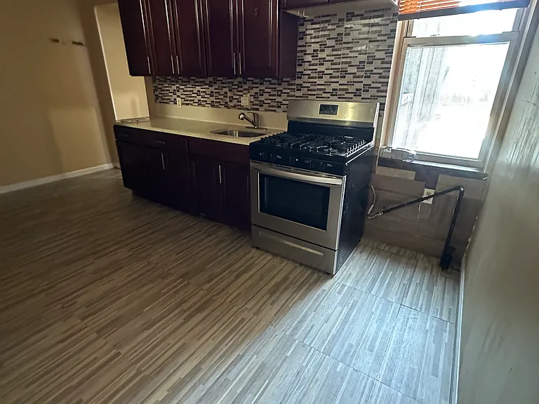 784 Garden St #2 — Photo 4