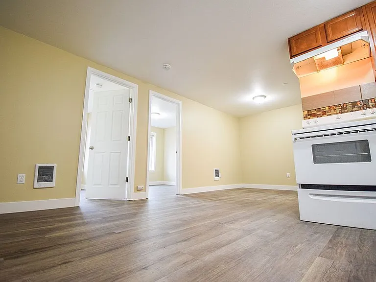 1250 E Baseline St #4 — Photo 2