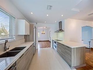 2nd image of 1082 NE 89th St