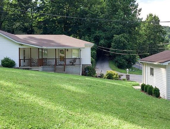 5th image of 96 Eric Dr