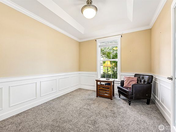 4th image of 11428 179th Avenue Ct E