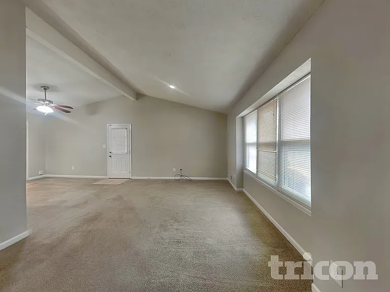 103 Valley Rd — Photo 2