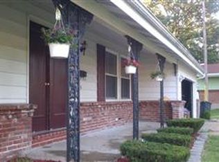 2537 Rigsby Dr, Saint Louis, MO 63136