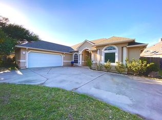 7825 Etienne Dr, Corpus Christi, TX 78414