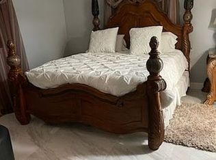 4401 NW 41st Ter, Lauderdale Lakes, FL 33319