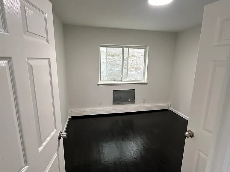 1358 University Ave #2 — Photo 10