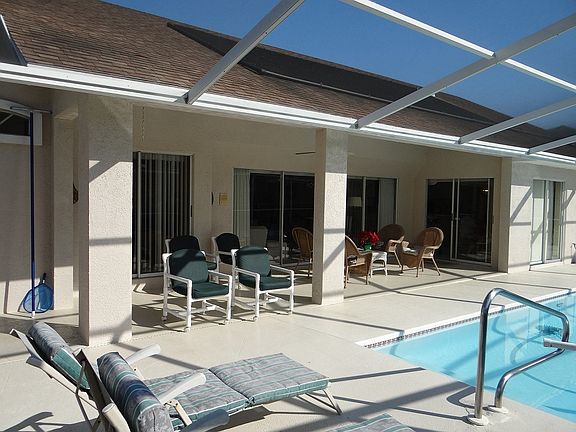 3rd image of 2758 McNair Dr
