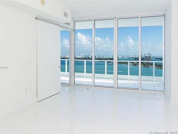 5th image of 2020 N Bayshore Dr APT 2605