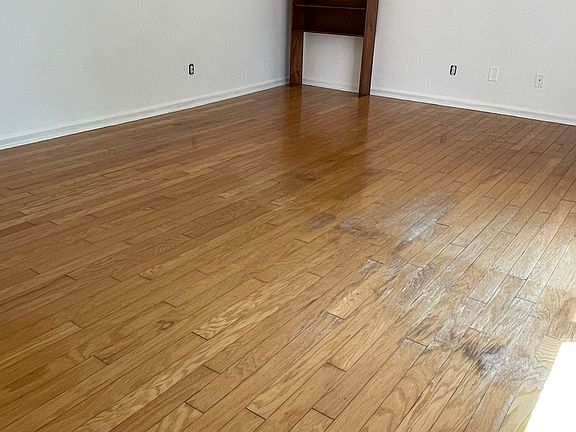 5th image of 120 Wooster St APT T