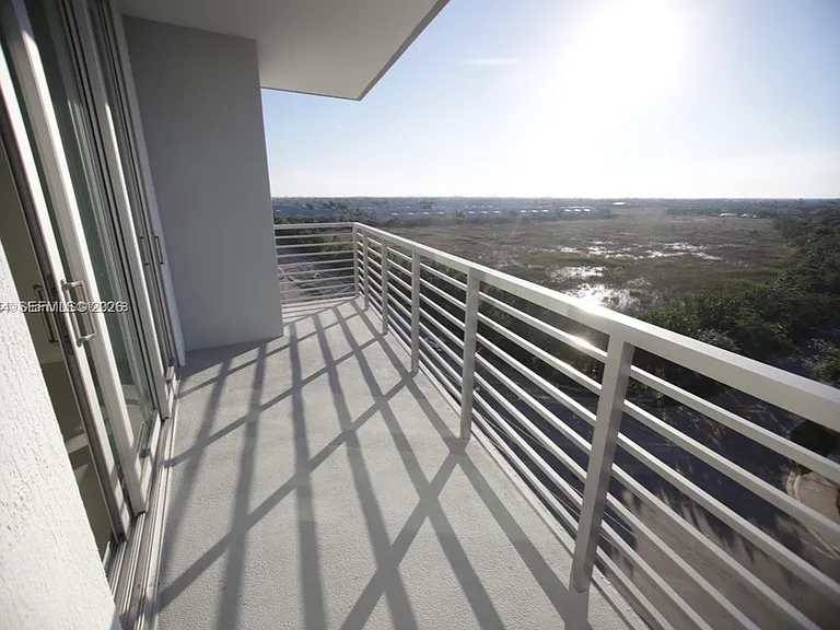 7875 NW 107th Ave #512 — Photo 5