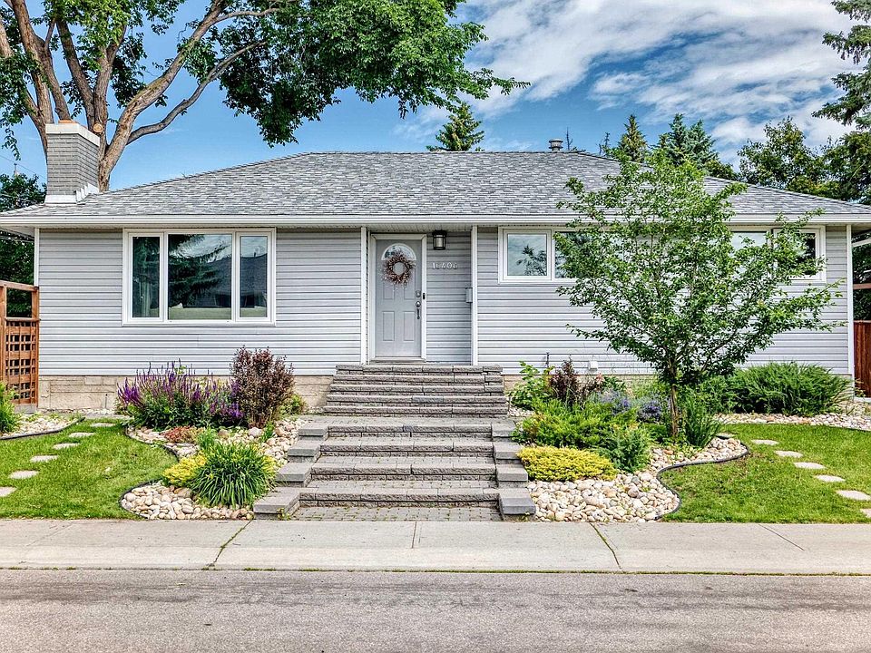 1st image of 16406 87a Ave NW