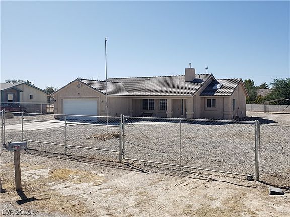 2nd image of 3920 N Dart Dr