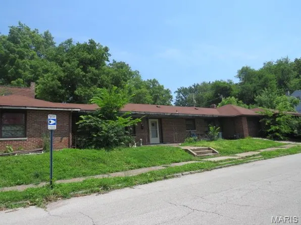 501 E McKinley St, Belleville, IL 62220