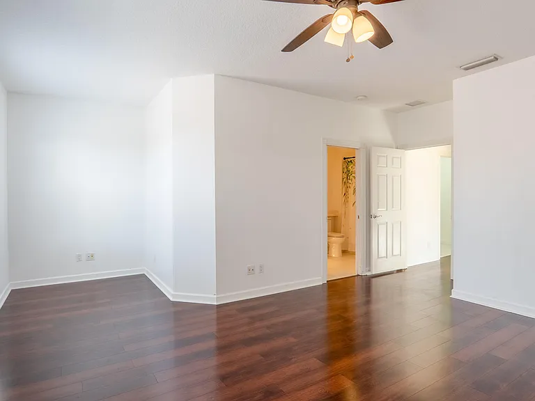 186 Soriano Dr — Photo 21