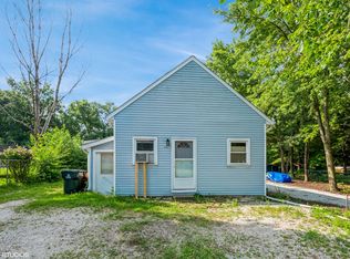 218 Hughes Ave, Lockport, IL 60441