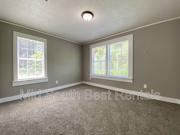 4th image of 4909 W 31st St