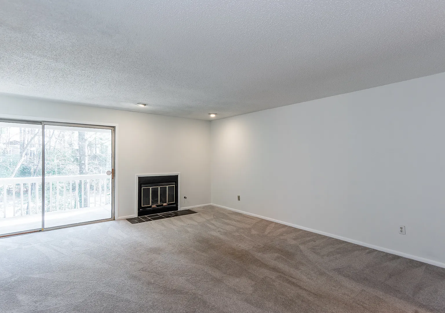2 bed, 1436 sqft, $1,600 — Photo 4