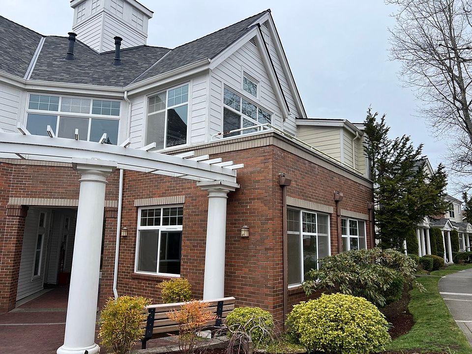 1st image of 1400 Huckleberry Cir #1606