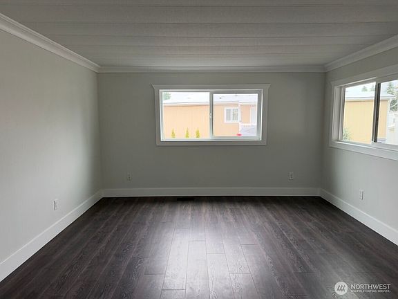 2nd image of 18501 52nd Avenue W #88