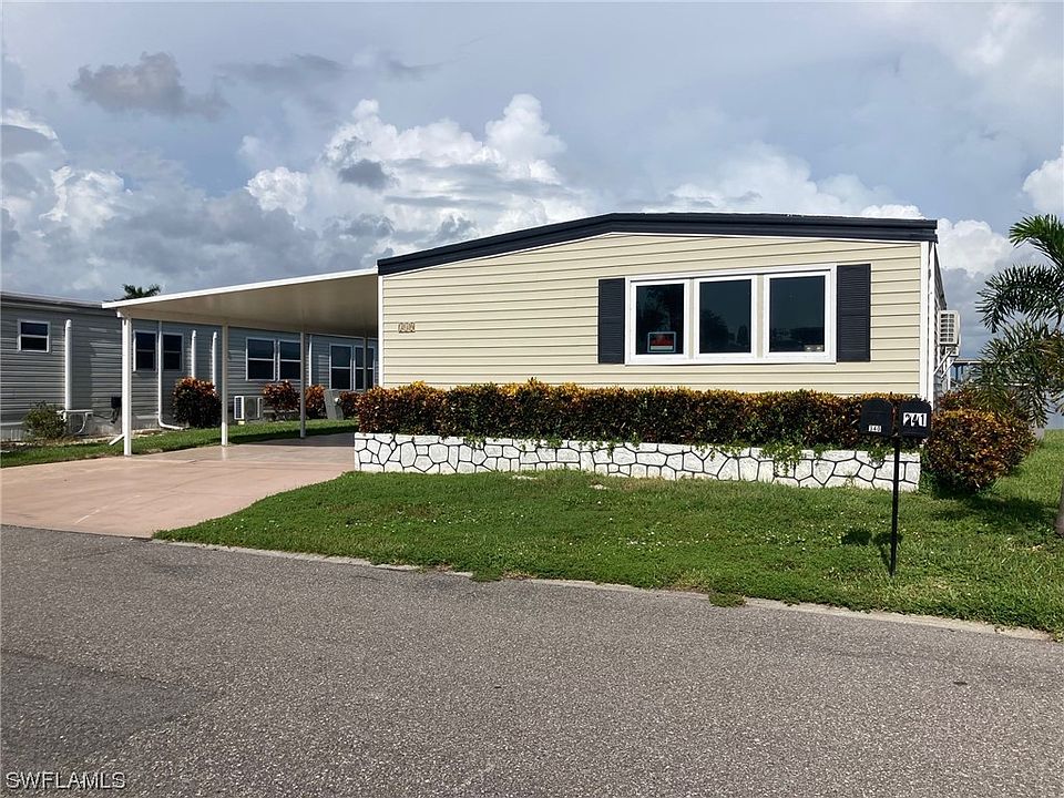 1st image of 340 Shoreland Dr