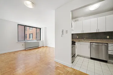 Rented by Hakimian Management