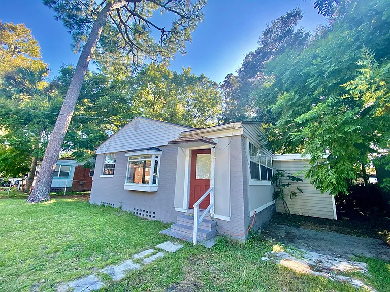 2114 Spring Park Rd — Photo 17