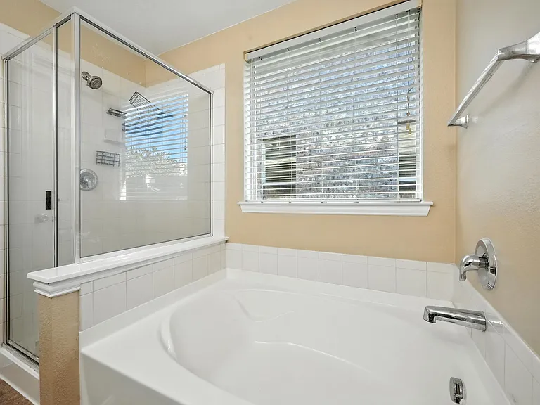 224 Bluefinch Dr — Photo 33