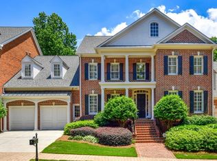 325 Enclave Cir, Sandy Springs, GA 30342