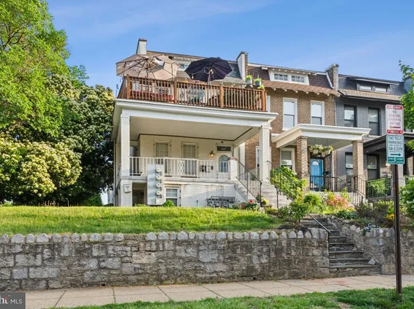 1637 A St NE APT 3, Washington, DC 20002
