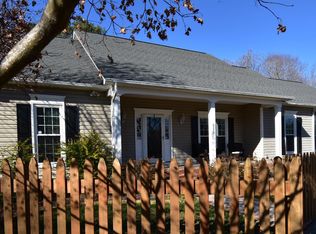 520 N Peace Haven Rd, Winston Salem, NC 27104