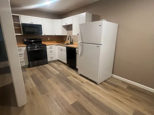 805 S Mobile St #13, Russellville, AR 72801