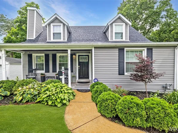 817 S Ballas Rd, Saint Louis, MO 63122
