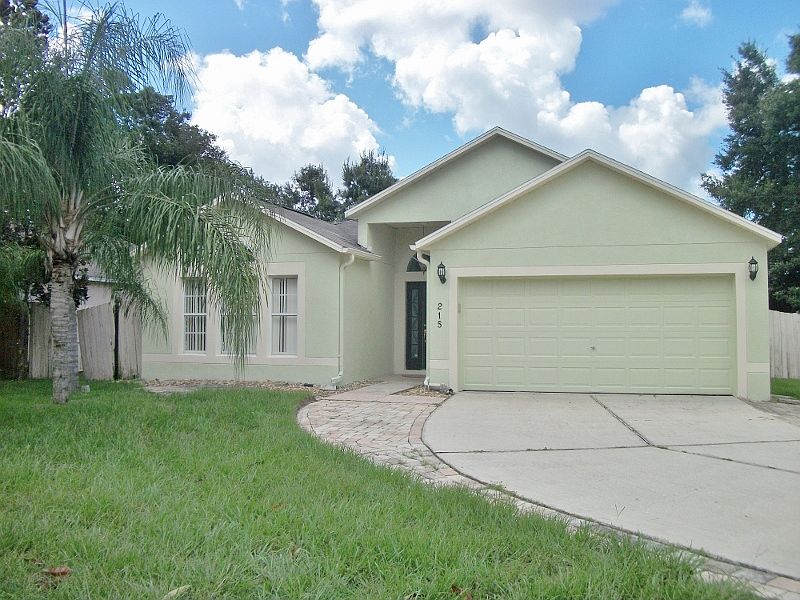 1st image of 215 Pleasant Gardens Dr