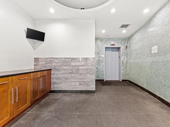 95-08 65th Road image 15 of 19